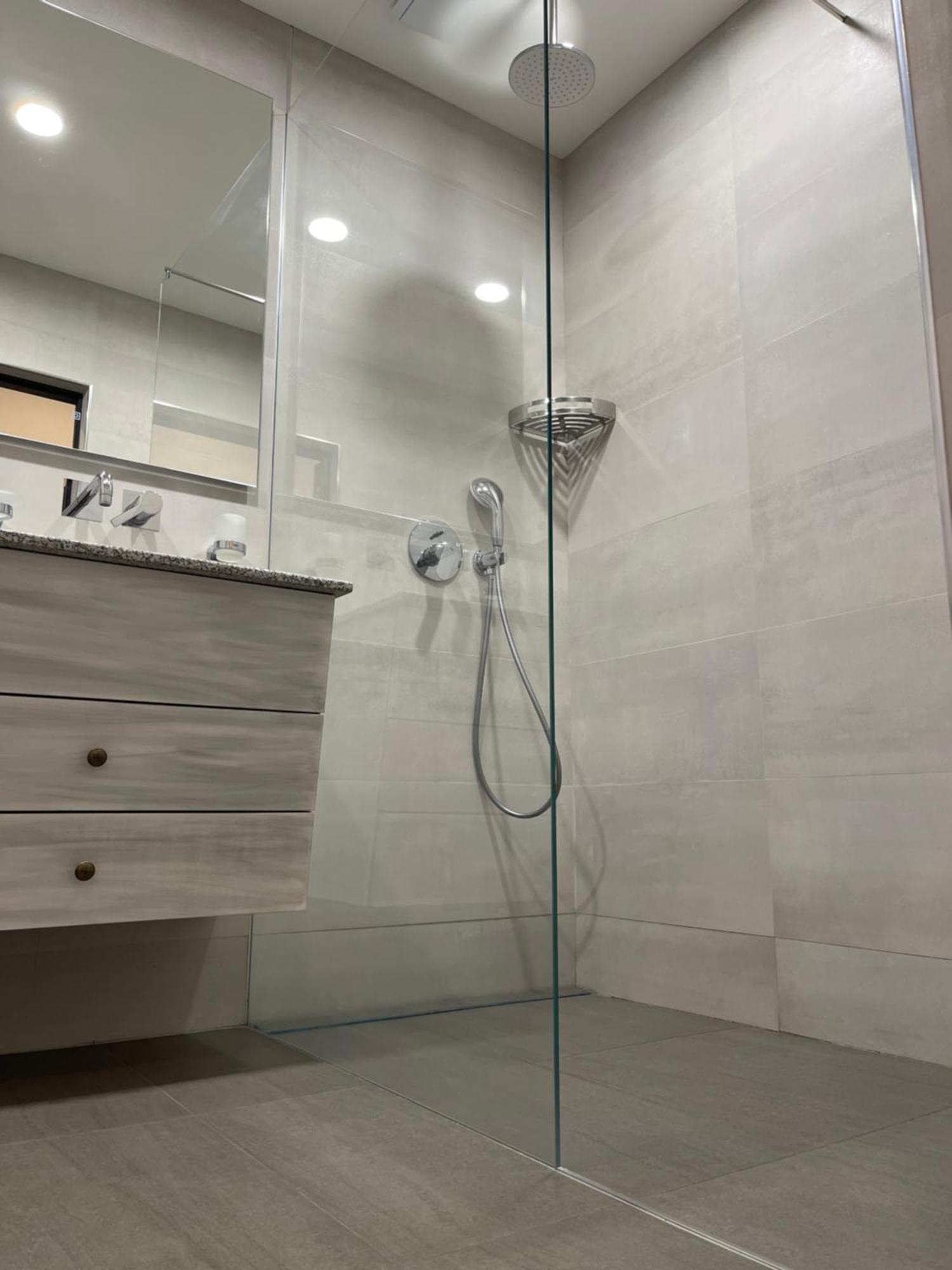 Yerevan Downtown Luxe Apartment ภายนอก รูปภาพ