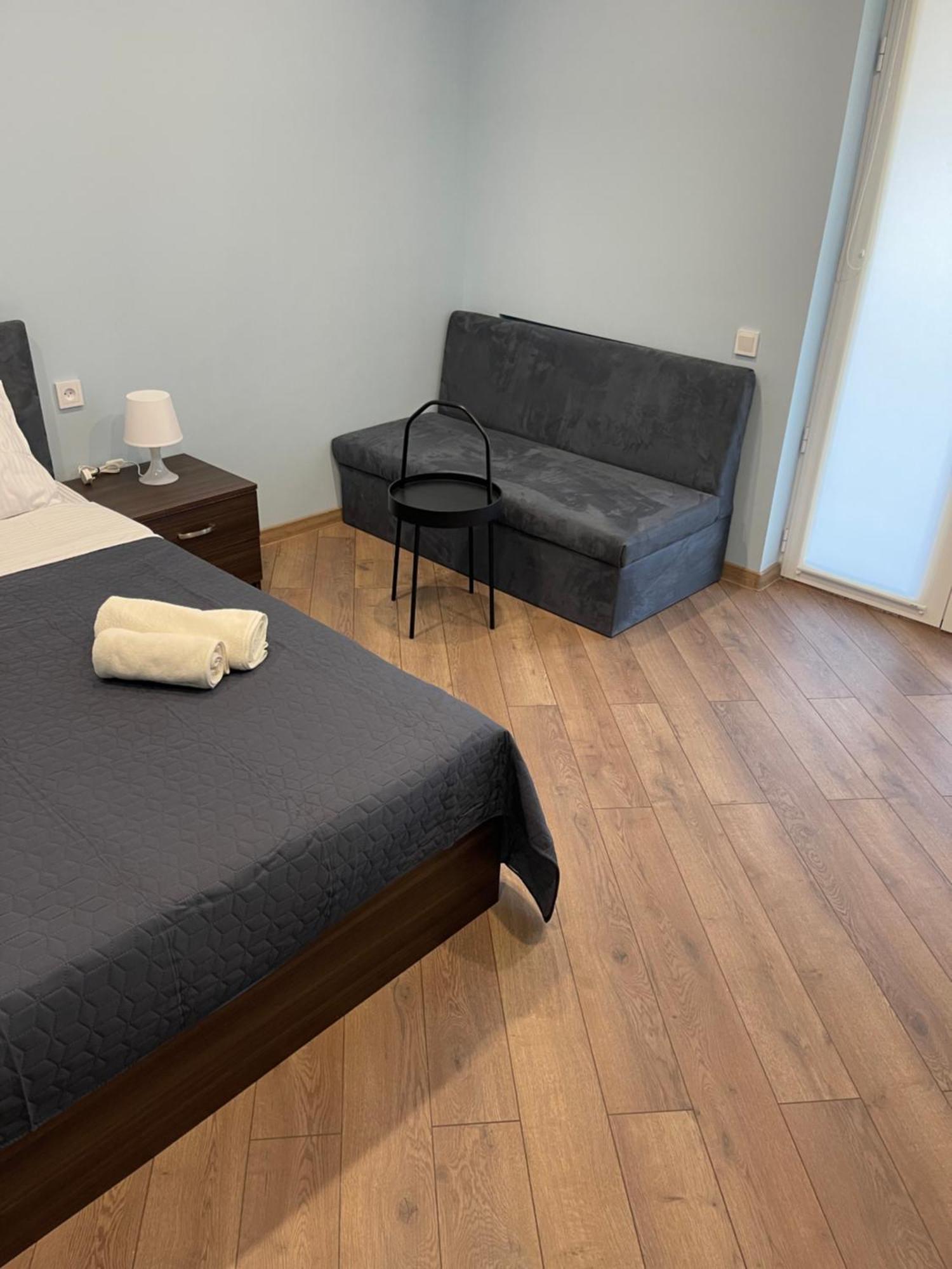 Yerevan Downtown Luxe Apartment ภายนอก รูปภาพ